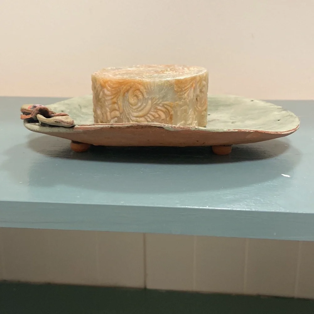 Pottery handmade soap dish. Whimsical and cute. Sift teal green. EUC. - Picture 6 of 6